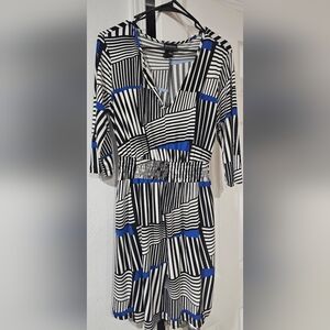 Enfocus Studio Black and Blue Geometric Long Sleeve Dress